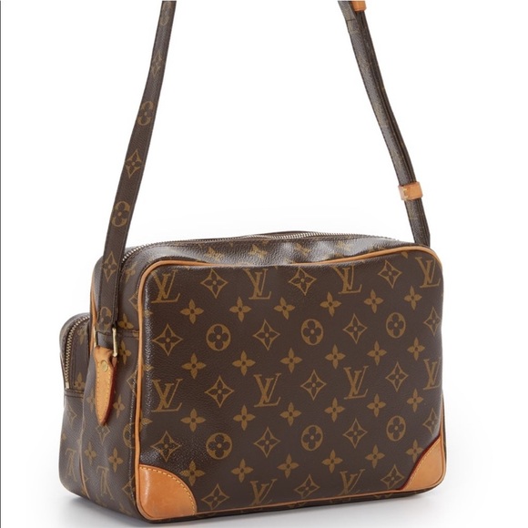 Louis Vuitton Monogram Crossbody Messenger - Picture 5 of 13